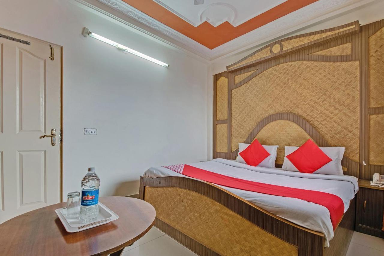 Oyo 24888 Hotel Sham Palace Katra  Bagian luar foto